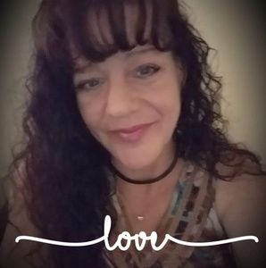 Meet your Posher, Heidi